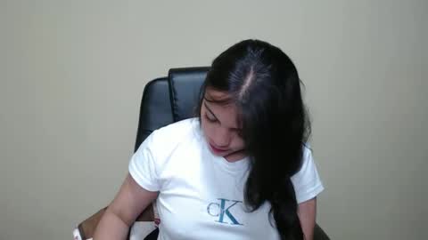 Snapshot of ruby_and_aron chatting on December 21, 1:26 am RUBY AND ARON online show from December 21, 1:26 am