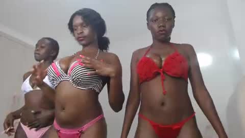 Snapshot of ruby_eva90 chatting on July 25, 3:59 am ruby_eva90 online show from July 25, 3:59 am