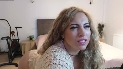 Ruby online show from November 20, 2:01 am