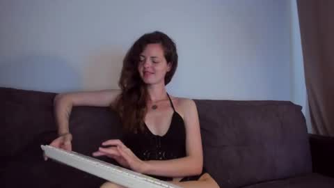rubyattwood online show from July 28, 7:37 am