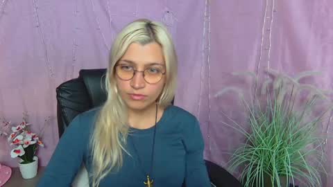 Snapshot of rubydaviss chatting on May 3, 6:19 am Ruby online show from May 3, 6:19 am
