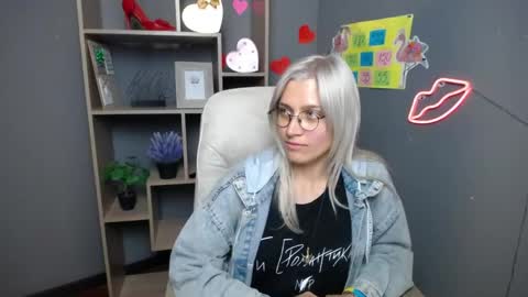 Snapshot of rubydaviss chatting on May 6, 7:30 pm Ruby online show from May 6, 7:30 pm