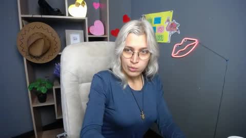 Snapshot of rubydaviss chatting on May 15, 6:20 am Ruby online show from May 15, 6:20 am