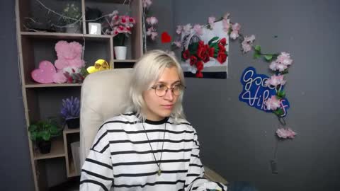 Snapshot of rubydaviss chatting on May 27, 12:02 pm Ruby online show from May 27, 12:02 pm