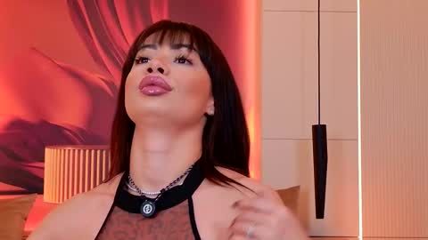 Snapshot of rubyluxee chatting on February 6, 6:07 am Ruby Luxe online show from February 6, 6:07 am