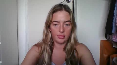 rubyredxxxoxxx online show from December 16, 9:03 am