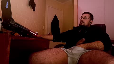 Snapshot of ruck_31 chatting on December 16, 2:36 am  Ruck  online show from December 16, 2:36 am