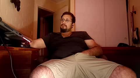 Snapshot of ruck_31 chatting on February 12, 12:58 am  Ruck  online show from February 12, 12:58 am