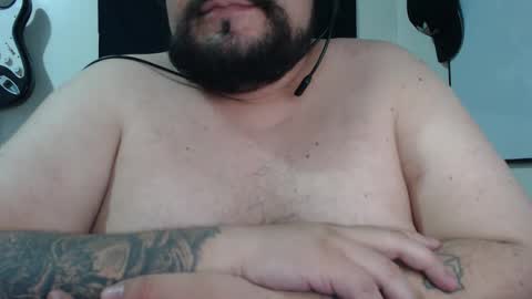 Snapshot of rudebearboy_ chatting on October 4, 2:31 am Bear online show from October 4, 2:31 am