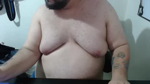 Snapshot of rudebearboy_ chatting on February 1, 12:09 am Bear online show from February 1, 12:09 am