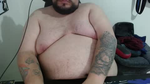 Snapshot of rudebearboy_ chatting on February 4, 4:07 am Bear online show from February 4, 4:07 am