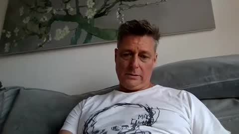 Snapshot of rudeski chatting on December 29, 12:45 pm rudeski online show from December 29, 12:45 pm