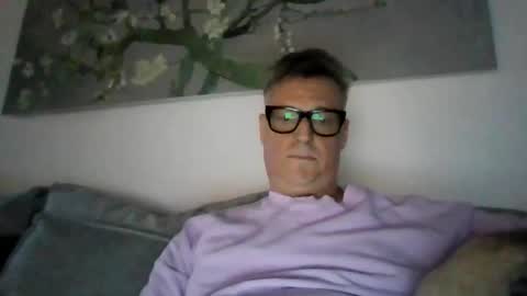 Snapshot of rudeski chatting on February 17, 4:59 pm rudeski online show from February 17, 4:59 pm