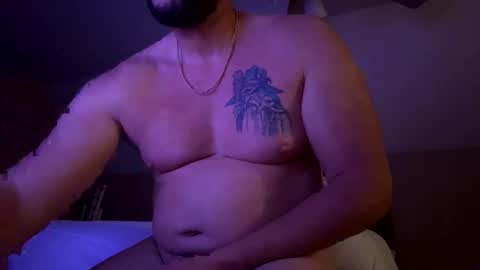 ruggedcharm777 online show from November 7, 5:29 am