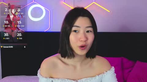 Snapshot of runi_asian chatting on May 23, 1:33 am Runi online show from May 23, 1:33 am