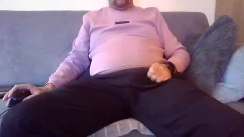 Snapshot of runner_1978 chatting on December 13, 7:58 am runner_1978 online show from December 13, 7:58 am