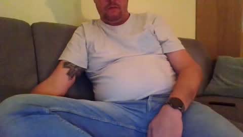 Snapshot of runner_1978 chatting on January 16, 10:12 pm runner_1978 online show from January 16, 10:12 pm