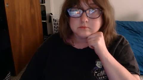 runny_eggs online show from May 21, 9:16 am