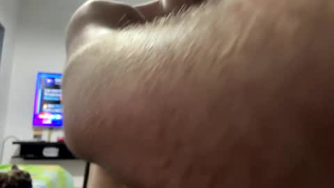 Snapshot of rusito70 chatting on February 6, 4:31 am rusito70 online show from February 6, 4:31 am