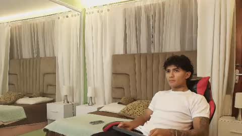 Ruslan Marcel online show from July 2, 10:54 am