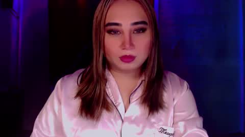 Snapshot of russ_skyxx chatting on February 10, 5:41 pm russ_skyxx online show from February 10, 5:41 pm