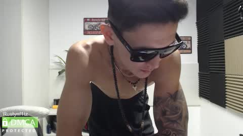 MillionDollarGuy online show from March 12, 5:24 am