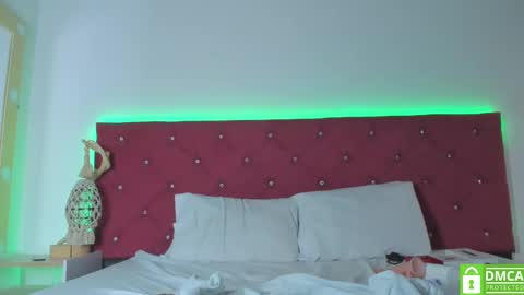 Ruth online show from February 11, 3:51 pm