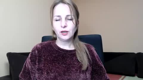 Snapshot of ruthpark chatting on April 9, 2:11 pm Ruth online show from April 9, 2:11 pm