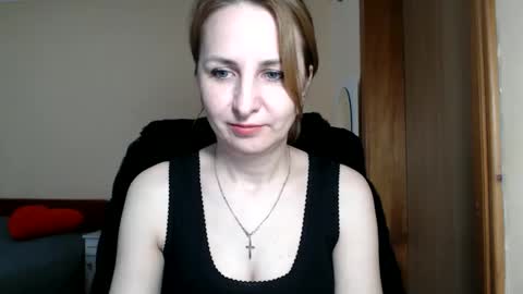Snapshot of ruthpark chatting on April 15, 7:26 am Ruth online show from April 15, 7:26 am