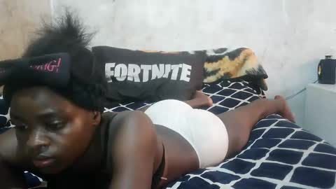 ruu_prettygal online show from February 19, 7:04 am