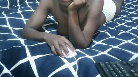 ruu_prettygal online show from February 24, 9:07 am