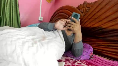 rwb17 online show from February 1, 3:43 pm