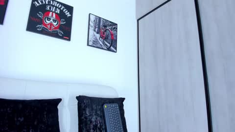 Ryan  online show from January 5, 7:17 am