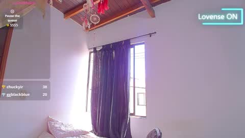 R Y A N online show from November 9, 2:48 pm