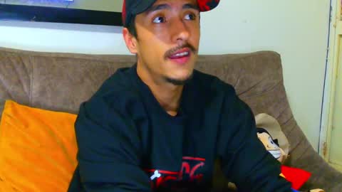 Snapshot of ryan_maxy chatting on September 24, 7:01 am ryan online show from September 24, 7:01 am