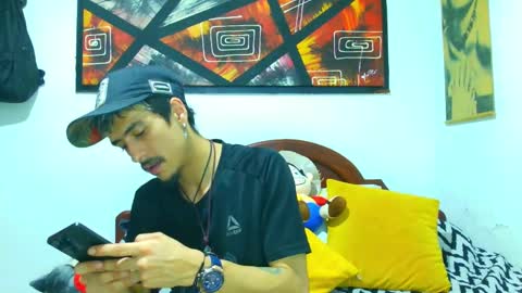 Snapshot of ryan_maxy chatting on October 12, 3:05 am ryan online show from October 12, 3:05 am