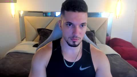 Snapshot of ryan_ward79 chatting on June 15, 7:49 pm Ryan online show from June 15, 7:49 pm