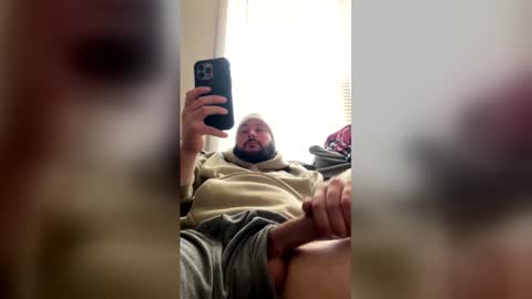 ryanmhoyt88 online show from February 14, 5:32 pm