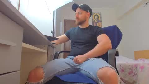 Ryanstone  online show from May 15, 4:19 am