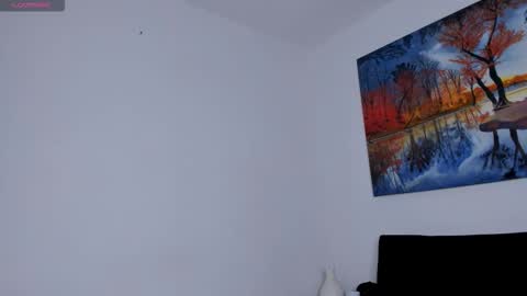 ryanwhite3 online show from December 19, 12:39 am