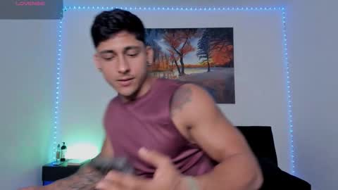 Snapshot of ryanwhite3 chatting on February 9, 10:36 pm ryanwhite3 online show from February 9, 10:36 pm