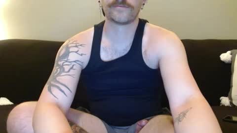 Snapshot of rylancolt chatting on October 16, 4:02 am Rylan Colte online show from October 16, 4:02 am