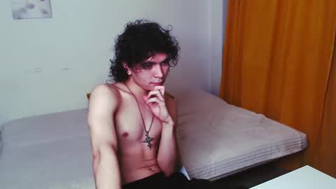 Snapshot of rylanstone chatting on September 23, 11:30 pm Rylan online show from September 23, 11:30 pm
