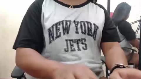 Snapshot of rylle_asian chatting on February 17, 11:18 am rylle_asian online show from February 17, 11:18 am