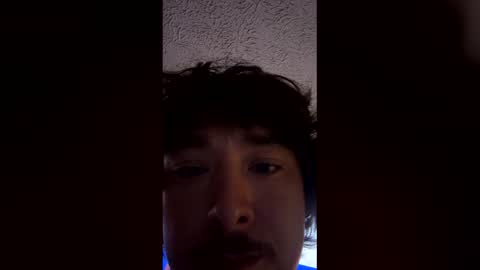 Snapshot of rynconnor chatting on May 9, 2:50 am rynconnor online show from May 9, 2:50 am