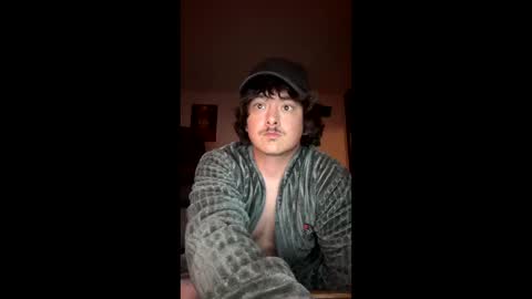 Snapshot of rynconnor chatting on May 9, 8:03 pm rynconnor online show from May 9, 8:03 pm