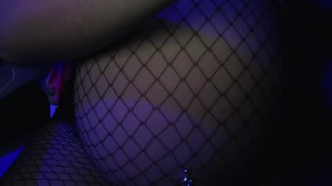 Snapshot of rynn_x chatting on May 16, 5:48 am SINGLE WIDOWED MOM online show from May 16, 5:48 am