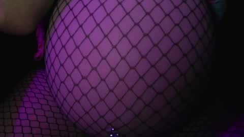 Snapshot of rynn_x chatting on May 27, 5:59 am SINGLE WIDOWED MOM online show from May 27, 5:59 am