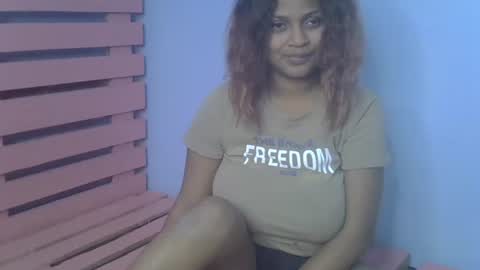 Snapshot of rywanna chatting on May 27, 5:32 pm rywanna online show from May 27, 5:32 pm