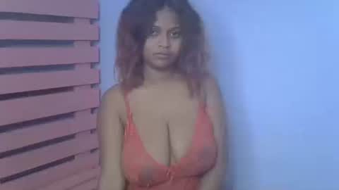 Snapshot of rywanna chatting on May 28, 6:27 pm rywanna online show from May 28, 6:27 pm